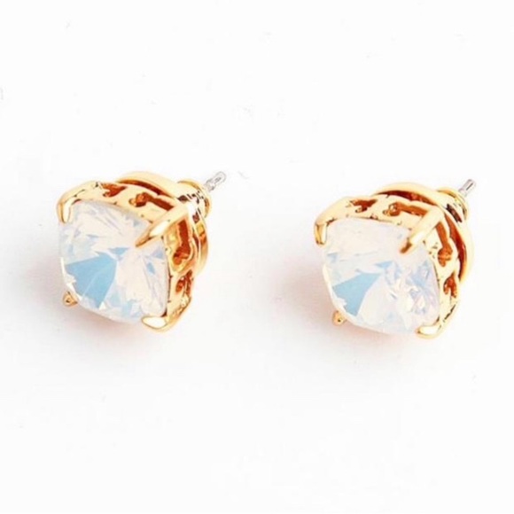 Tory Burch Kira Crystal earrings. - Picture 2 of 5